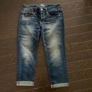 American Eagle AE size 2 Boy Crop Stretch